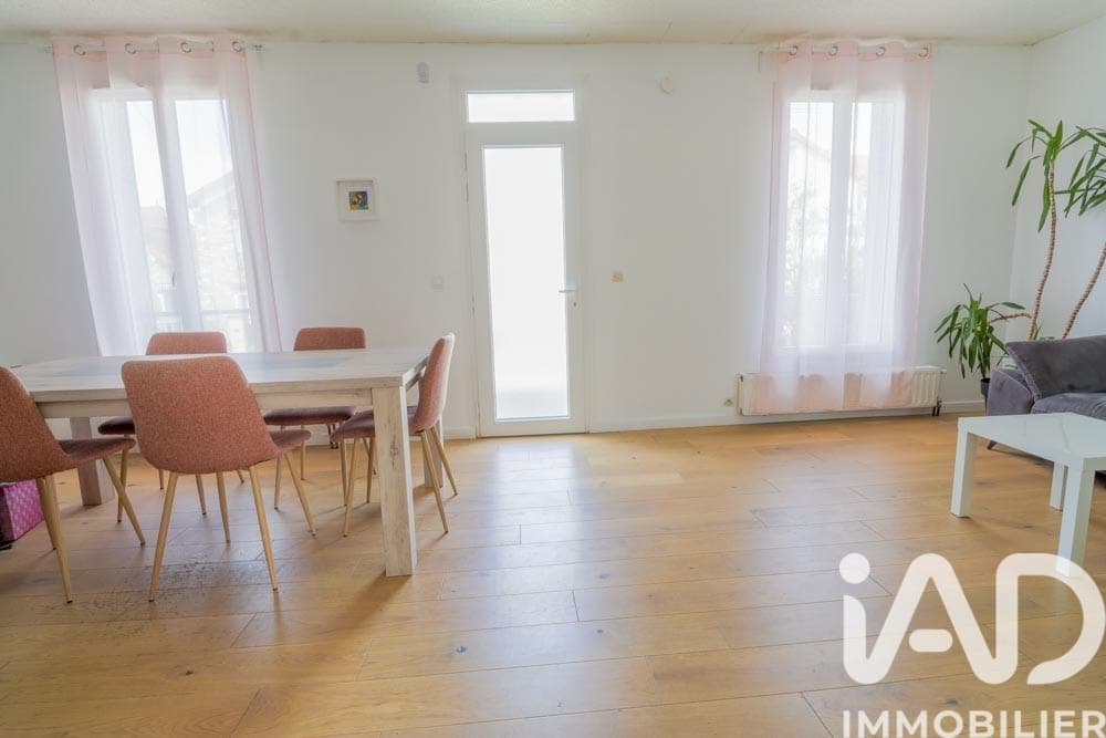Photo 3 de Maison 5 pièces · 75,59 m²